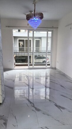2.5 BHK + Extra Room Apartment For Rent in M3M Soulitude