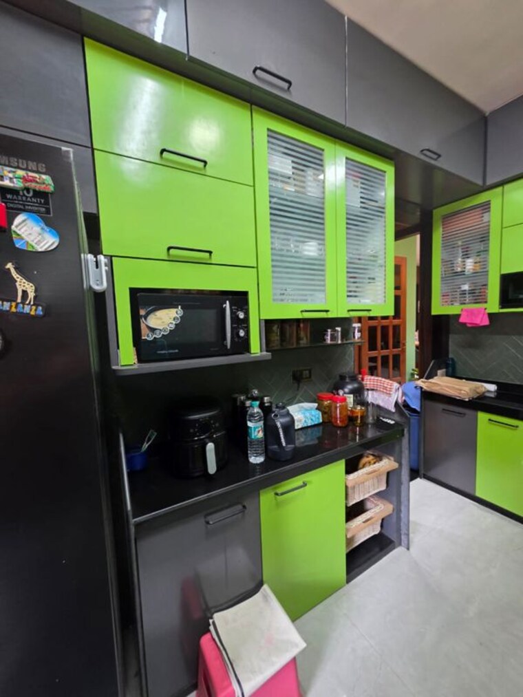Kitchen, satra-one 2 Bedroom 700 Sq.Ft. Apartment In Goregaon West Mumbai 10244532
