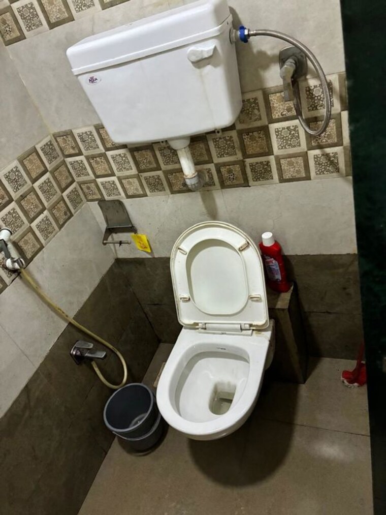 Bathroom, vikhroli west Commercial Office Space 2000 Sq.Ft. In Vikhroli West Mumbai 10244555
