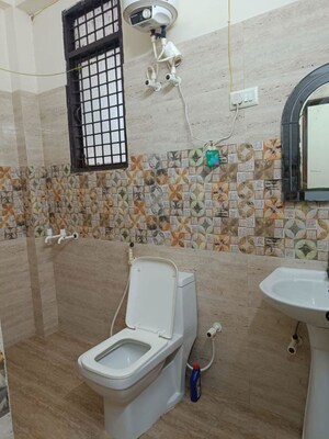 Bathroom in 2 BHK Independent House at Sector 48 – for Rent