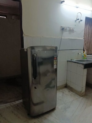 Bathroom in 2 BHK Independent House at Sector 48 – for Rent