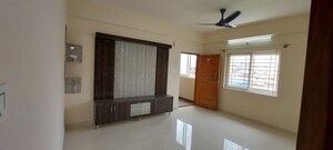 2 BHK Apartment For Rent in Jayani Paradise, Mahadevpura