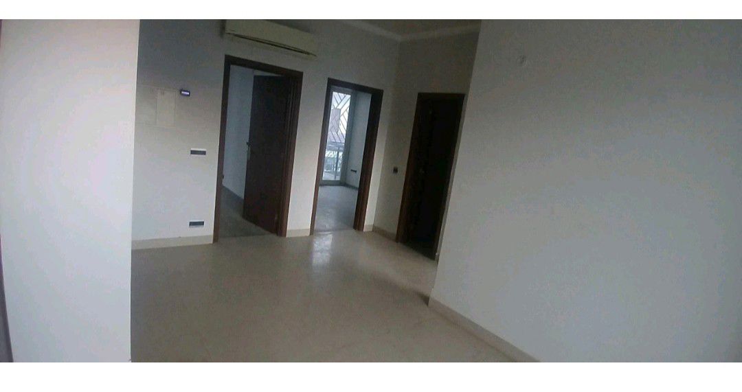 2 BHK Builder Floor For Sale in Central Park Flower Valley