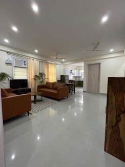 3 BHK Builder Floor For Rent in DLF City Gurgaon