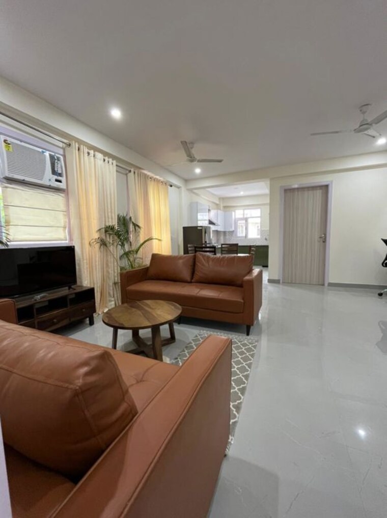 Kitchen, dlf-city-gurgaon 3 Bedroom 2000 Sq.Ft. Builder Floor In Sector 27 Gurgaon 10244616