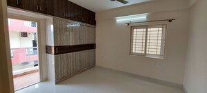 Room in 2 BHK Apartment at Jayani Paradise, Mahadevpura – for Rent