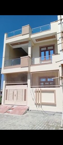 3 BHK + Pooja Room Independent House For Sale in Para