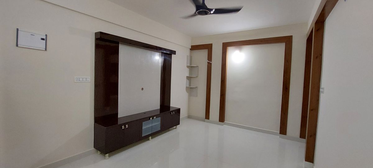 3 BHK 1350 Sq.Ft. Apartment in Jayani Paradise