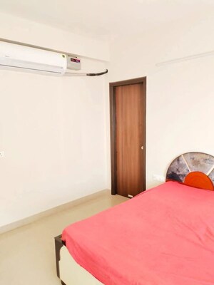 Room in 3 BHK Apartment at Mahima Nirvana, Ajmer Road – for Rent