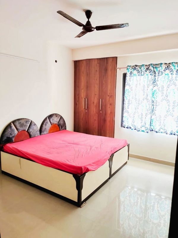 3 BHK + Extra Room,Basement Apartment For Rent in Mahima Nirvana