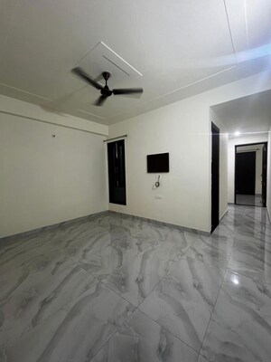Room in 1 BHK Builder Floor at Chattarpur – for Rent