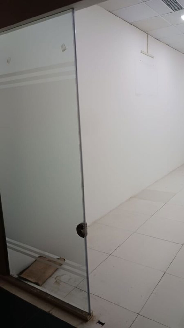 Room, neptune-eastern-business-district Commercial Office Space 350 Sq.Ft. In Bhandup West Mumbai 10244659