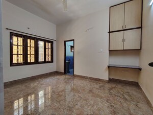 Room in 3 BHK Builder Floor at Hsr Layout – for Rent
