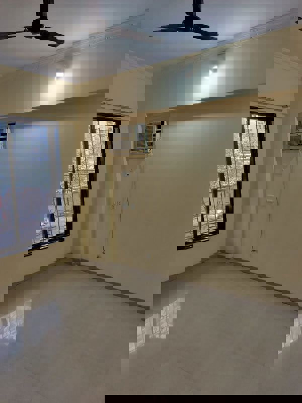 2 BHK 670 Sq.Ft. Apartment in Riddhi Siddhi Complex Goregaon