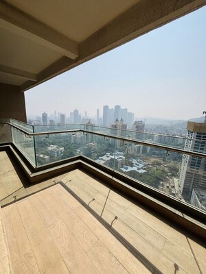 3 BHK Apartment For Rent in Prestige Siesta, Mulund West