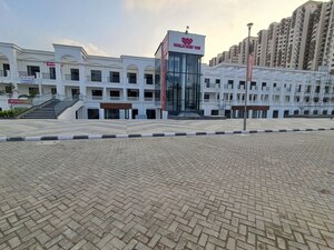  Office Space For Sale in Gaur World Street, Sector 16b Greater Noida