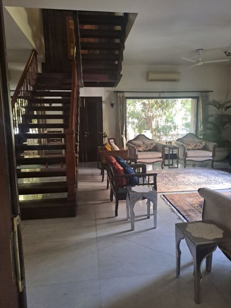Gym, vasant kunj 5 Bedroom 3000 Sq.Ft. Villa In Vasant Kunj Delhi 10244727