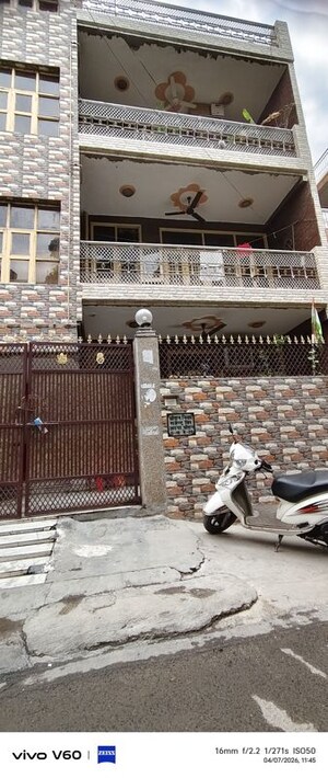 6 BHK Independent House For Sale in Sector 20