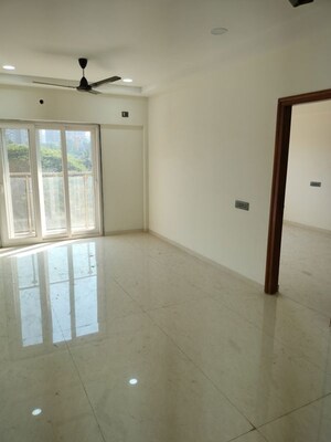 Room in 3 BHK Apartment at Chirag Vijayi Jwala, Goregaon West – for Rent