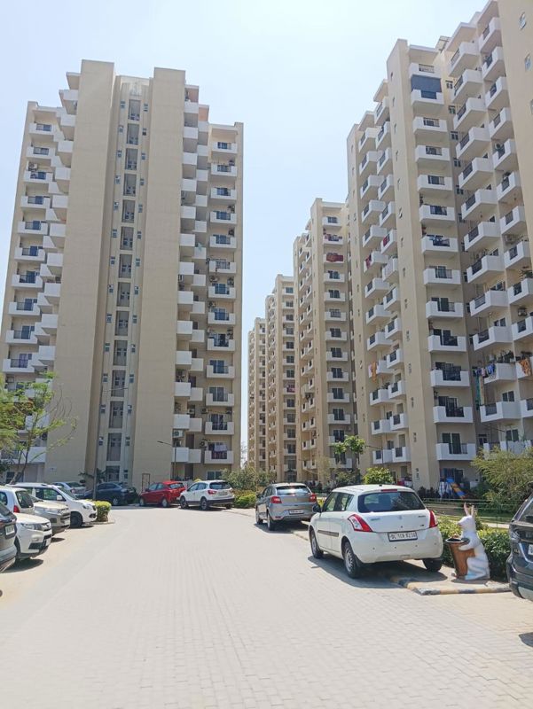 3 BHK + Basement Apartment For Sale in GLS Arawali City