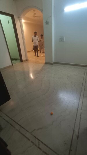 Room in 3 BHK Builder Floor at Malviya Nagar – for Rent