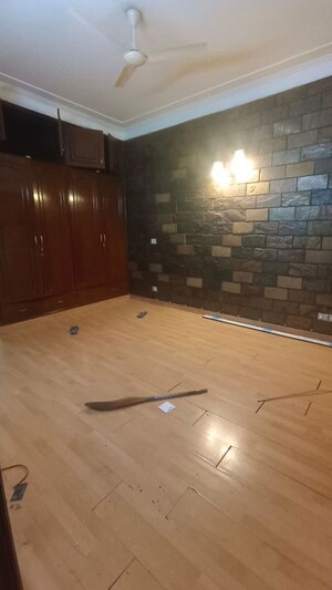 3 BHK Builder Floor For Rent in Malviya Nagar