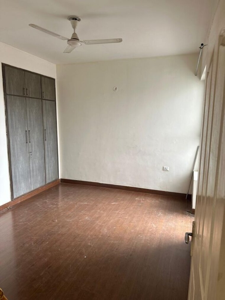 Room, sare-crescent-parc-green-parc-ii 3 Bedroom 1184 Sq.Ft. Apartment In Sector 92 Gurgaon 10244791