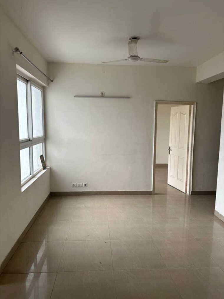 Room, sare-crescent-parc-green-parc-ii 3 Bedroom 1184 Sq.Ft. Apartment In Sector 92 Gurgaon 10244791