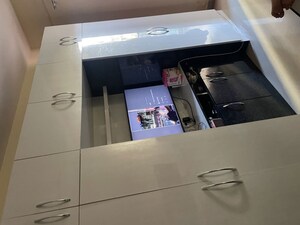 Furnished Amenities in 3 BHK Apartment at DLF Regal Gardens, Sector 90 – for Sale