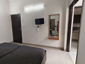 Bedroom in  Builder Floor at Agrim Apartment, Sector 43 – for Rent