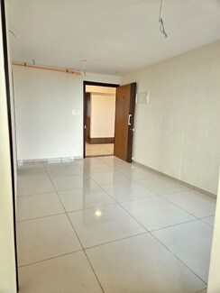 2 BHK Apartment For Rent in Chandak 34 Park Estate