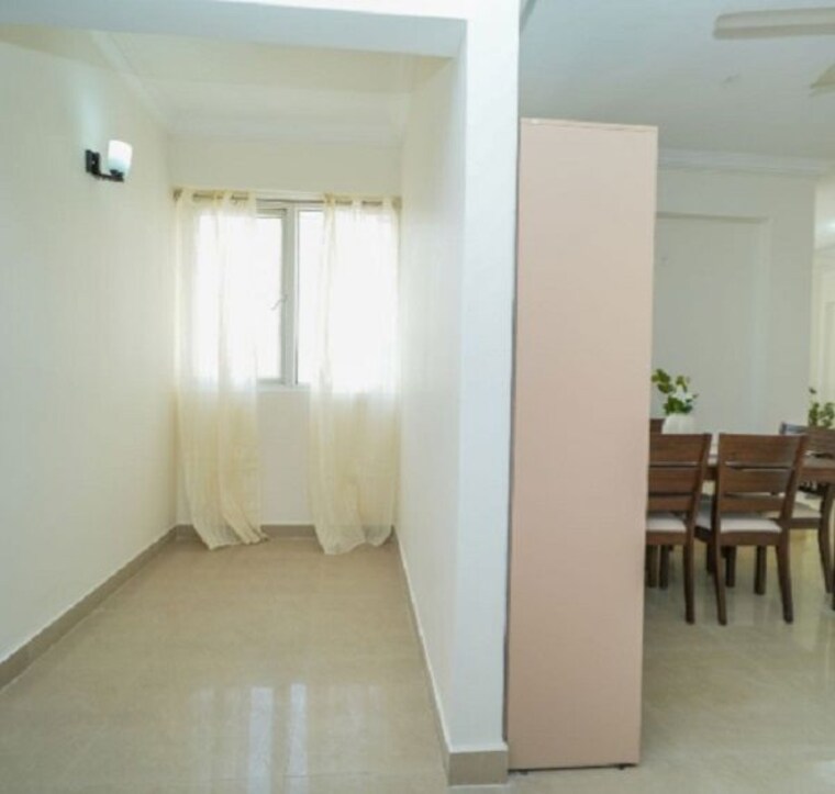 Room, dwarka expressway 3.5 Bedroom 1725 Sq.Ft. Apartment In Dwarka Expressway Gurgaon 10244770