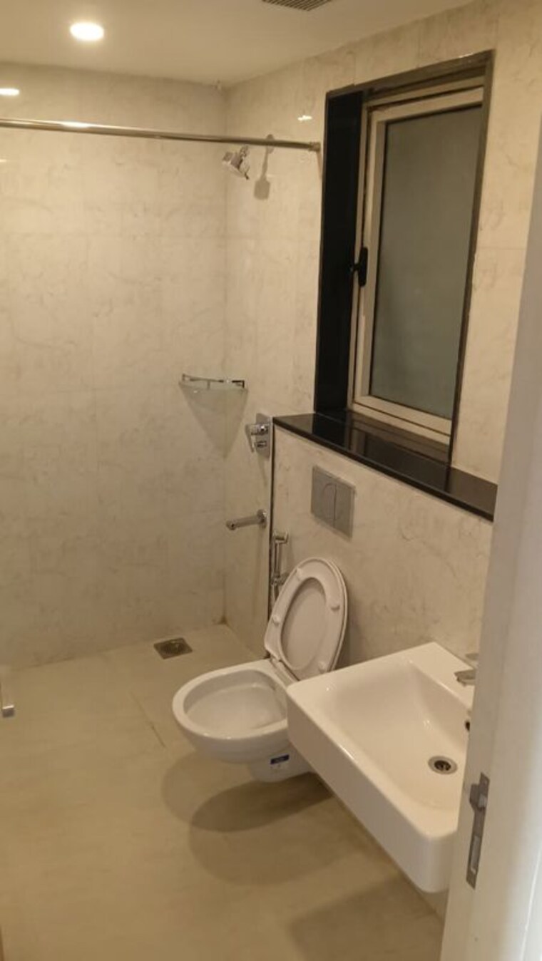 Bathroom, lodha-primo 3 Bedroom 1485 Sq.Ft. Apartment In Parel Mumbai 10244854