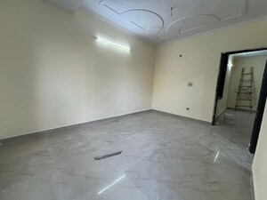 Room in 2 BHK Builder Floor at Chattarpur – for Rent