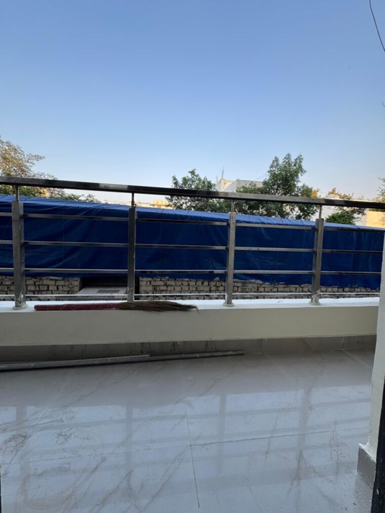 Balcony, chattarpur 2 Bedroom 1000 Sq.Ft. Builder Floor In Chattarpur Delhi 10244866