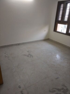 Room in  Builder Floor at Builder Floor, Sector 28 – for Rent