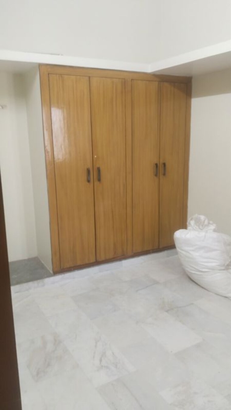 Room, gomti nagar 3 Bedroom 3200 Sq.Ft. Builder Floor In Gomti Nagar Lucknow 10244883