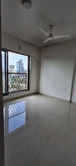 2 BHK Apartment For Rent in Modirealty Vatvriksh