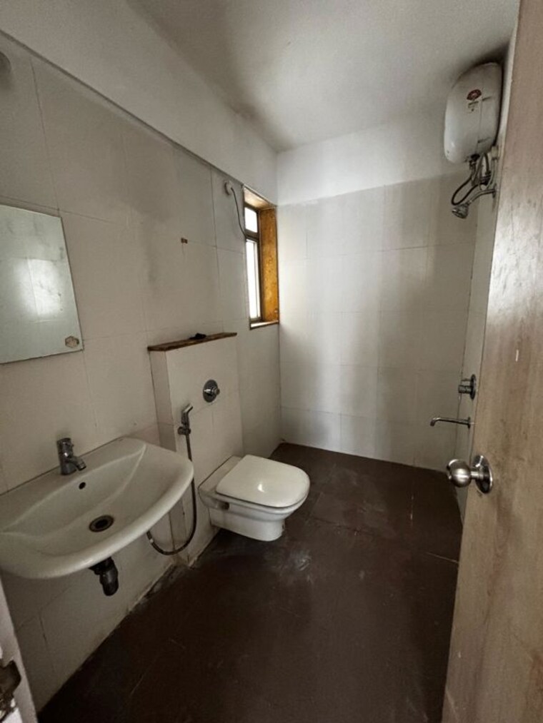 Bathroom, lodha-palava-river-view 2.5 Bedroom 1095 Sq.Ft. Apartment In Dombivli East Thane 10244937