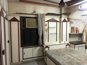 Bedroom in 2 BHK Apartment at Raheja Township, Malad East – for Rent