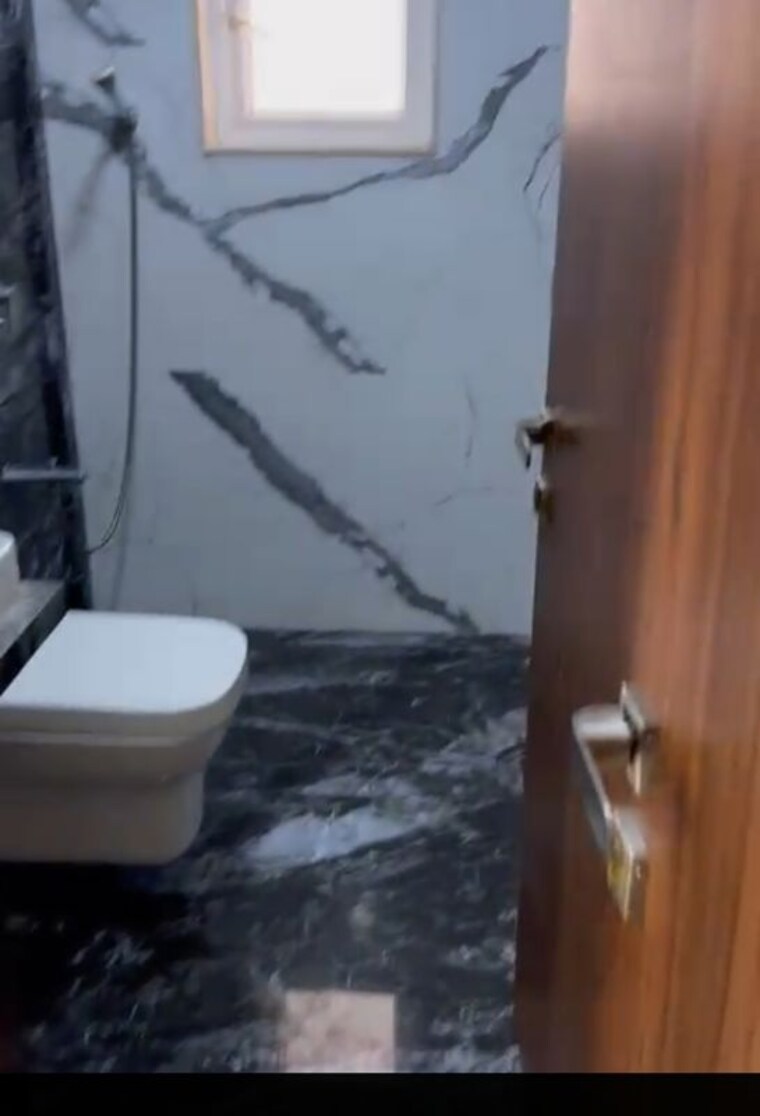 Attached Bathroom, upper-east-97 2 Bedroom 729 Sq.Ft. Apartment In Malad East Mumbai 10244905