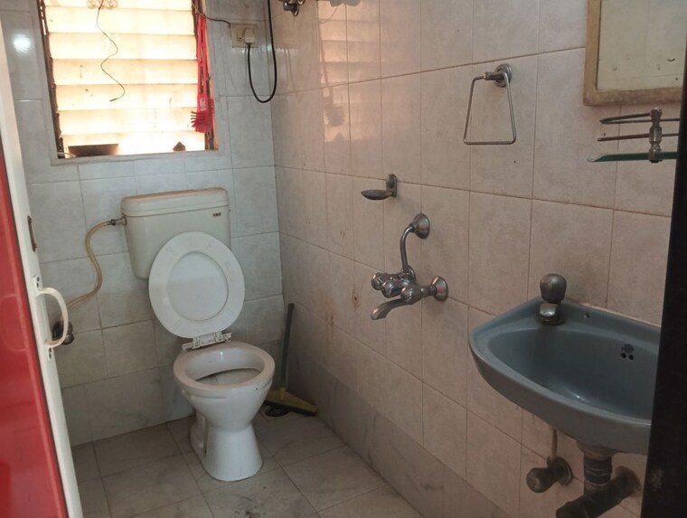 Bathroom, happy-valley 2 Bedroom 646 Sq.Ft. Apartment In Manpada Thane 10244945