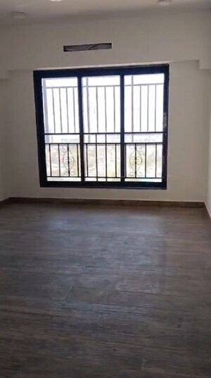 Bedroom in 3 BHK Apartment at Chembur – for Rent