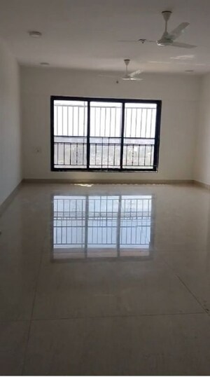 Room in 3 BHK Apartment at Chembur – for Rent
