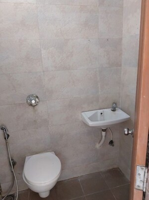 Bathroom in 2.5 BHK Apartment at Sethia Link View, Goregaon West – for Rent