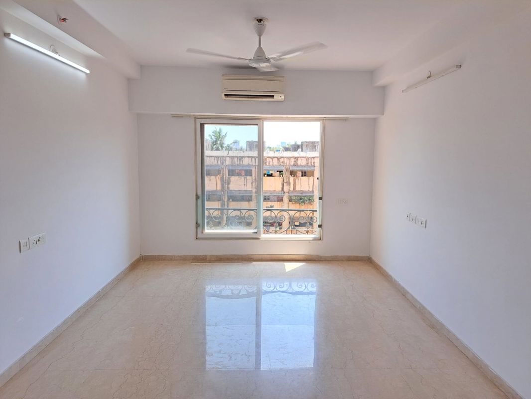 2 BHK Apartment For Rent in Kanakia Paris
