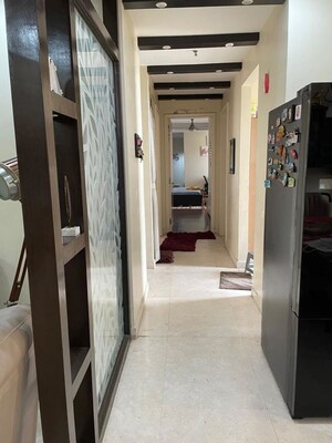 Building Lobby in 4 BHK Villa at Vipul Tatvam Villas, Sector 48 – for Rent
