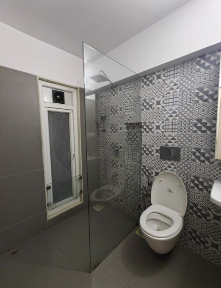 Bathroom, kanakia-paris 3 Bedroom 1200 Sq.Ft. Apartment In Bandra East Mumbai 10244996