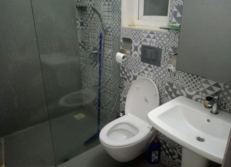 Bathroom, kanakia-paris 5 Bedroom 2000 Sq.Ft. Apartment In Bandra East Mumbai 10245009