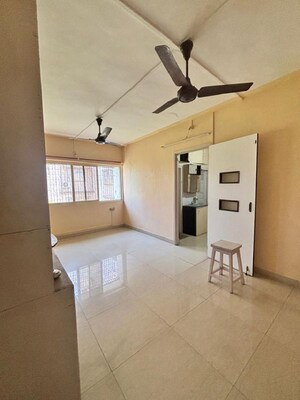 Room in 1 BHK Apartment at Bandra West – for Rent